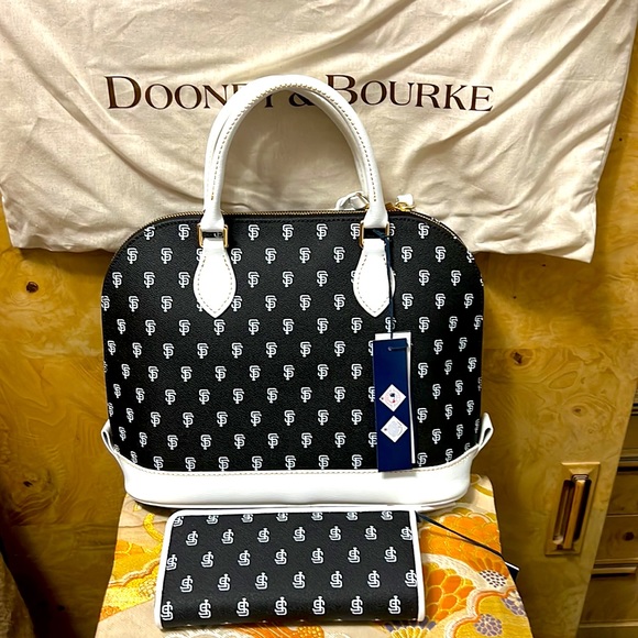 NWT SF Giants Dooney & Bourke hand bag and matching wallet in 🤍 🖤 w/ dust bag - Picture 2 of 4